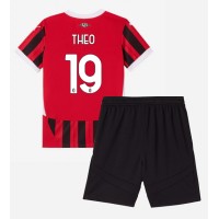 Maglie da calcio AC Milan Theo Hernandez #19 Prima Maglia Bambino 2024-25 Manica Corta (+ Pantaloni corti)